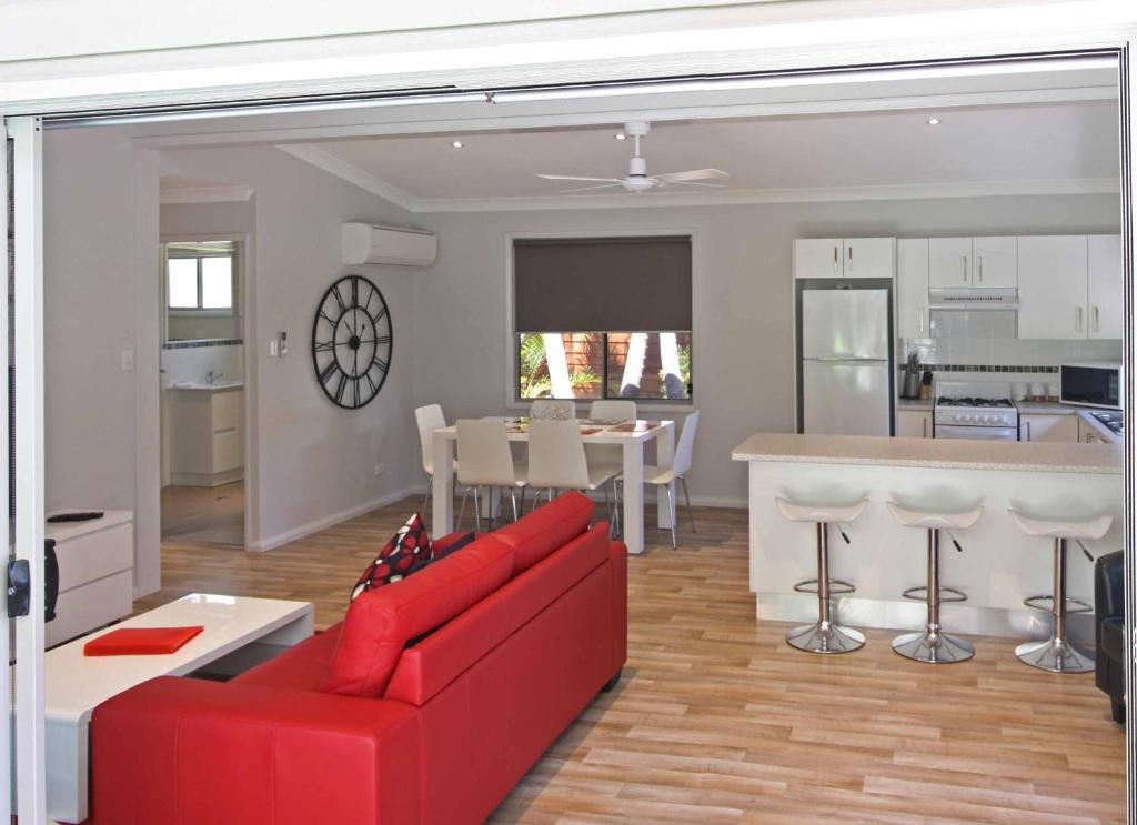 The Palms At Avoca Hotel Avoca Beach Room photo
